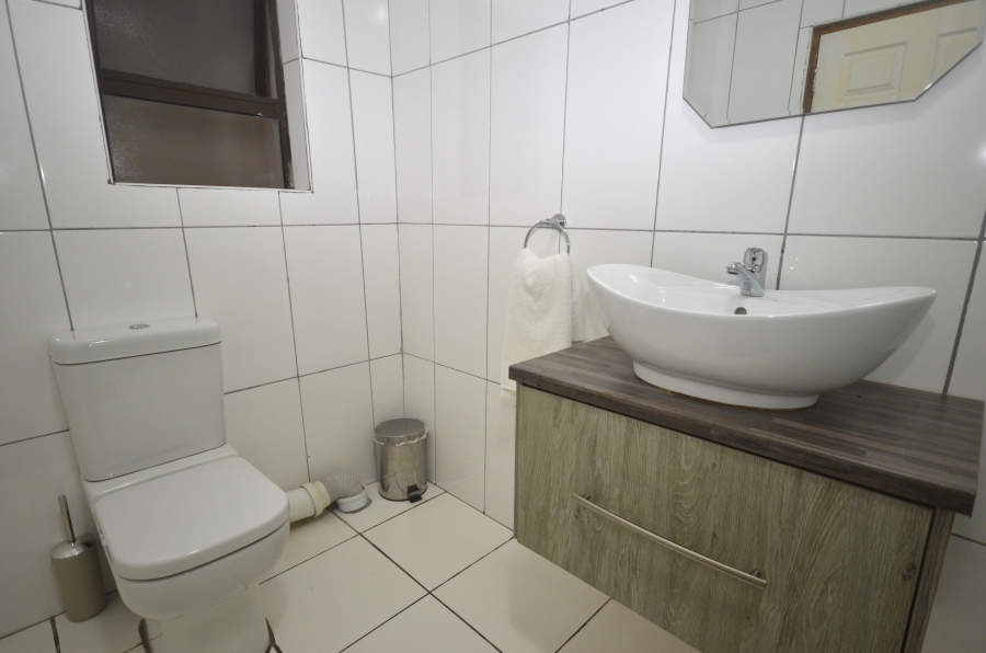 Commercial Property for Sale in Amalinda Eastern Cape